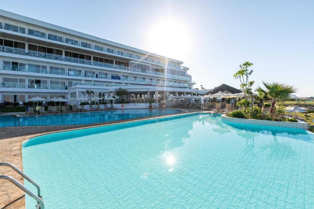 Atlantica Sungarden Beach Ayia Napa Bagian luar foto