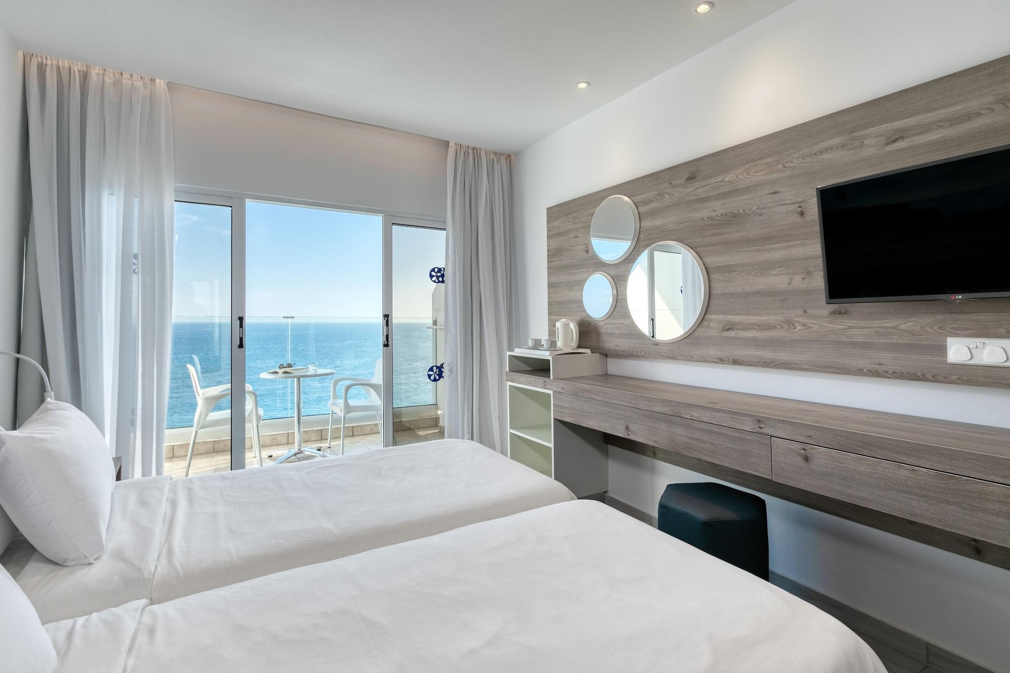 Atlantica Sungarden Beach Ayia Napa Bagian luar foto