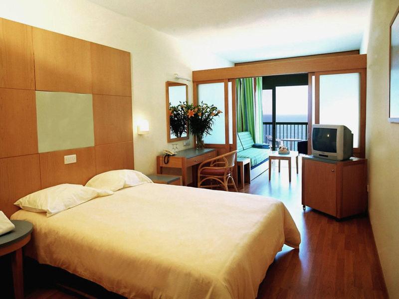 Atlantica Sungarden Beach Ayia Napa Bagian luar foto