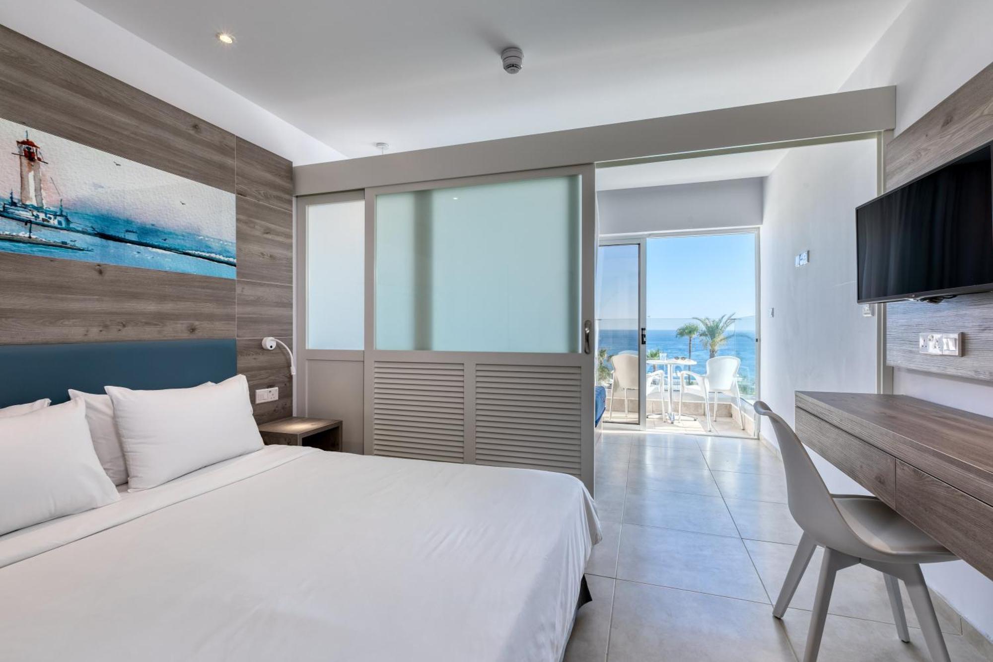 Atlantica Sungarden Beach Ayia Napa Bagian luar foto
