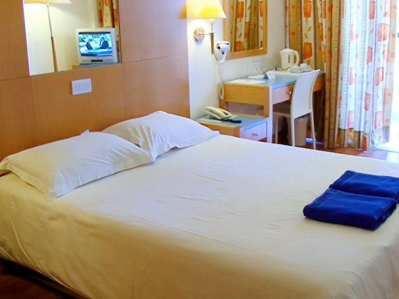 Atlantica Sungarden Beach Ayia Napa Bagian luar foto