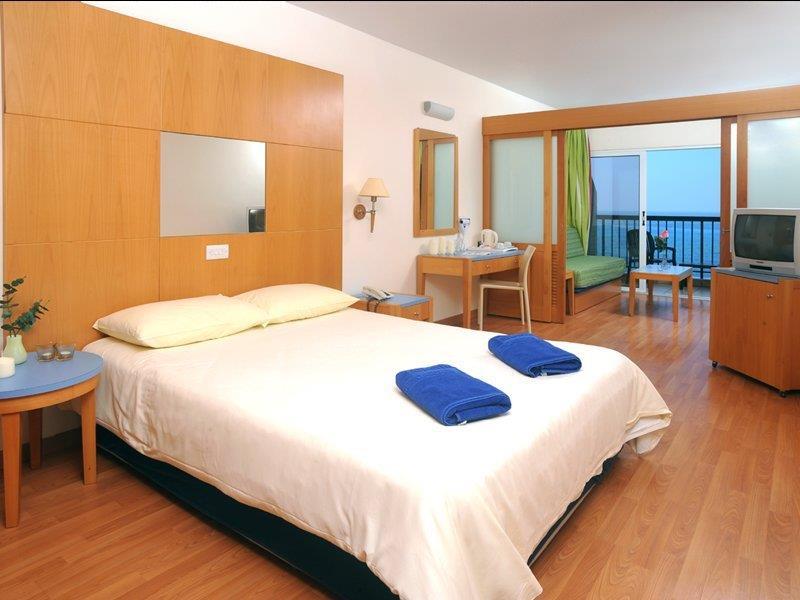 Atlantica Sungarden Beach Ayia Napa Bagian luar foto